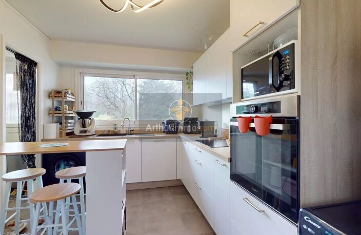 A vendre Marly-le-Roi - 3 pièces de 73m2 avec  ascenseur, cave et Gardien — photo 4