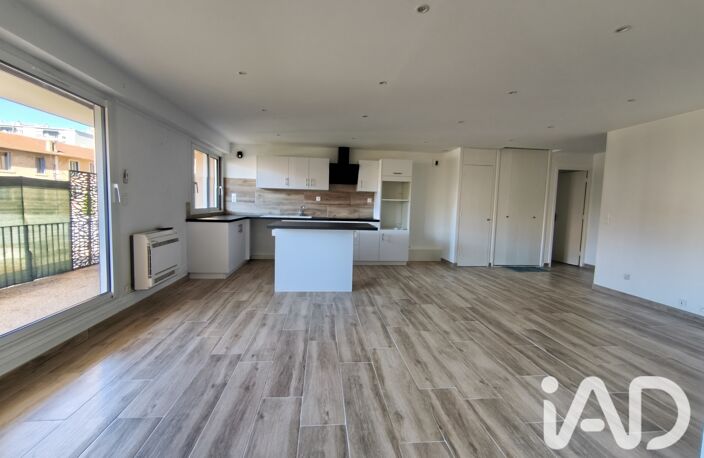 Vente Appartement 5 pièces — photo 2