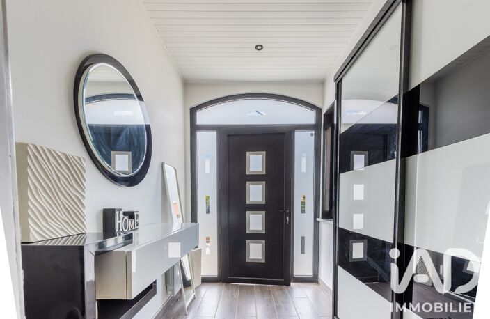 Vente Maison/villa 7 pièces — photo 2
