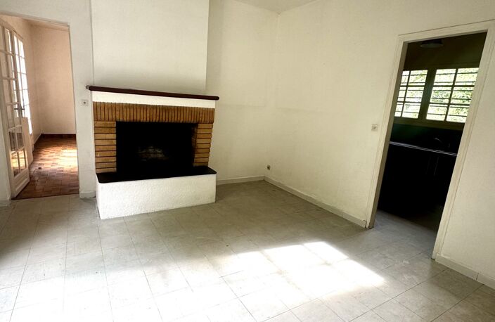 Vente Maison/villa 8 pièces — photo 2