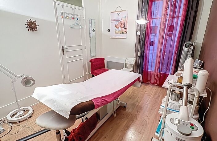 Vente Esthétique, Coiffure 30 m&sup2; — photo 3