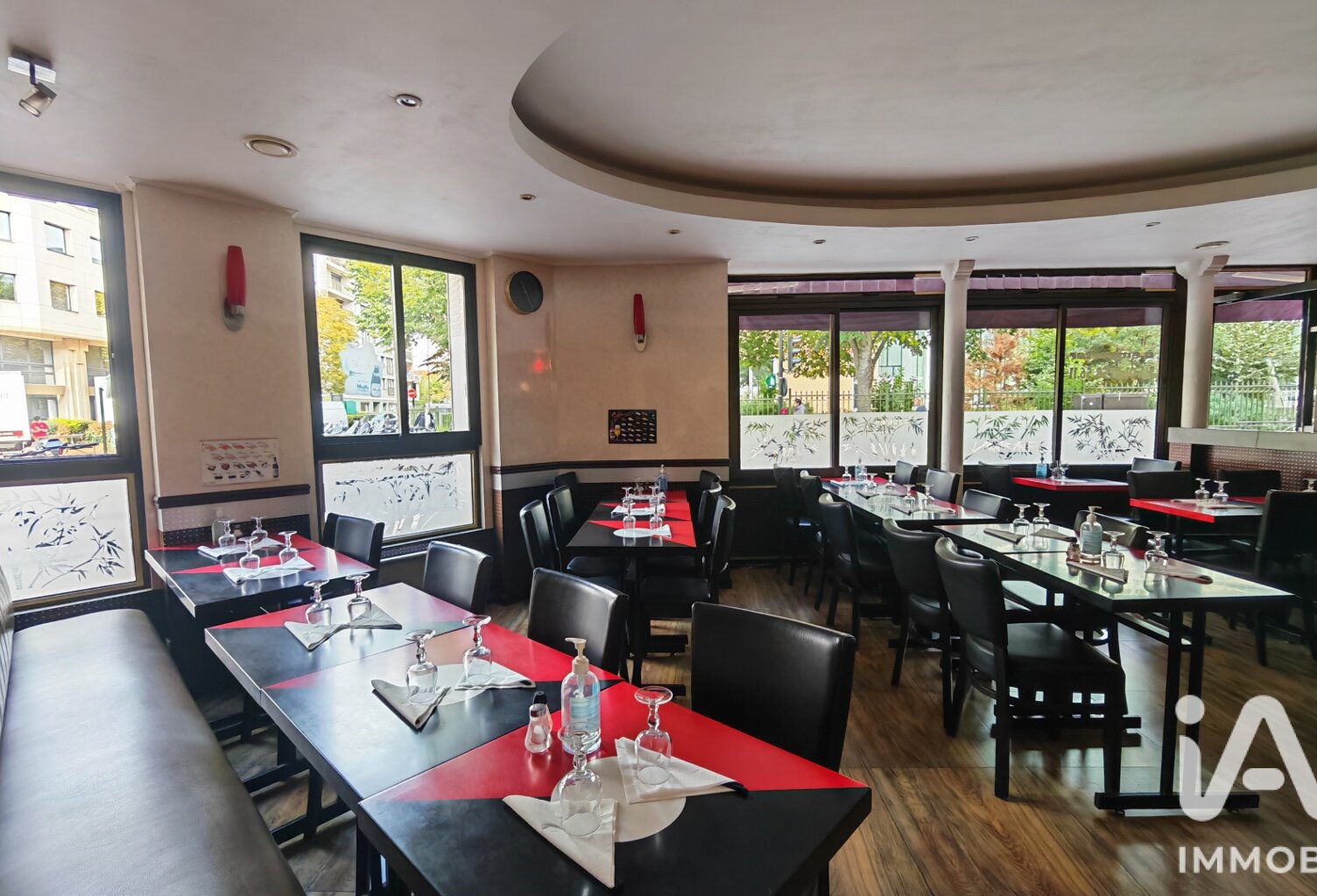 Vente Restaurant 85 m&sup2; — photo 1