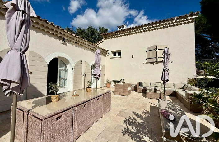 Vente Maison/villa 9 pièces — photo 2