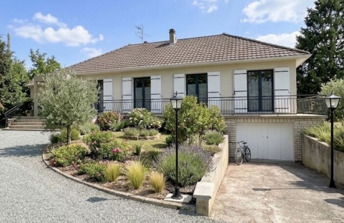 Vente Maison/villa 5 pièces — photo 2