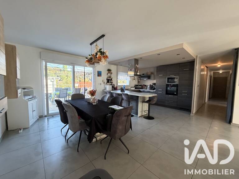 Vente Maison/villa 7 pièces — photo 1