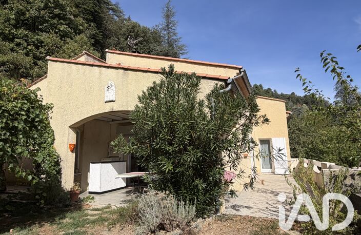 Vente Maison/villa 8 pièces — photo 2
