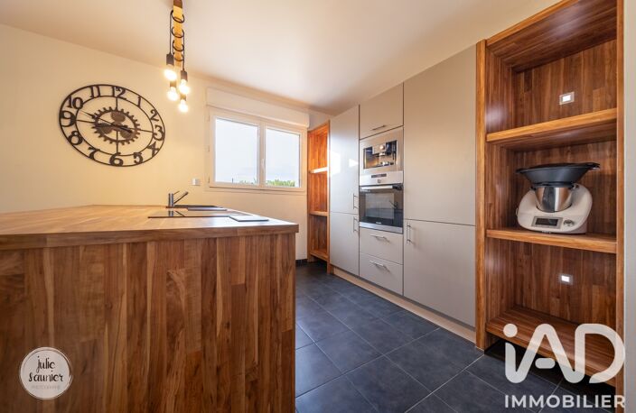 Vente Maison/villa 7 pièces — photo 2