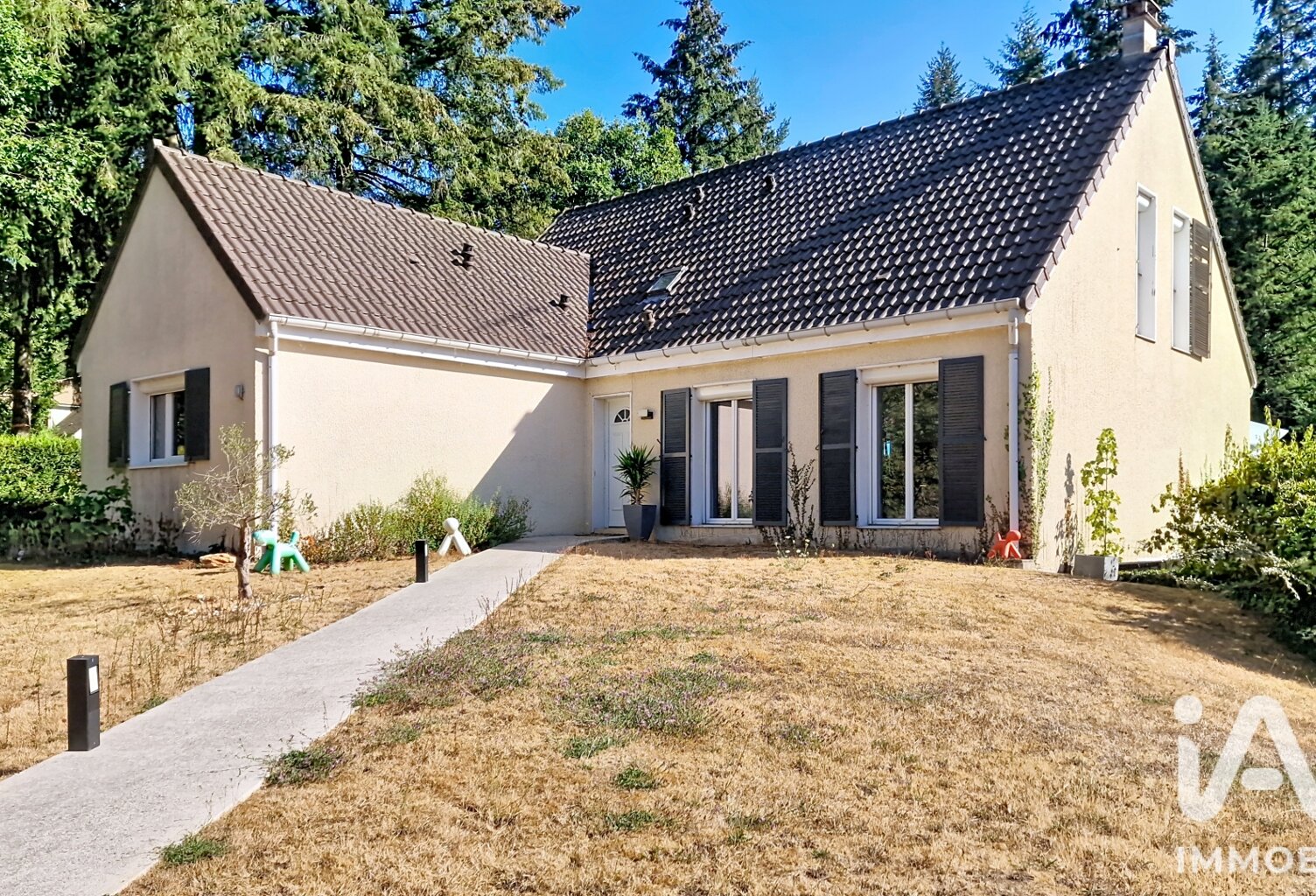 Vente Maison/villa 8 pièces — photo 1