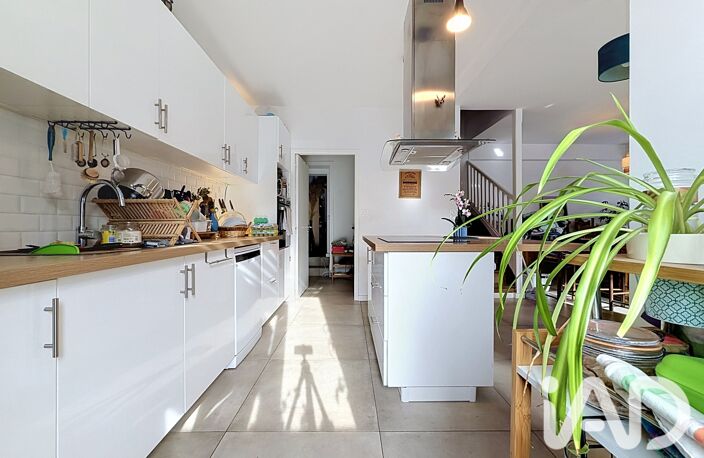 Vente Maison/villa 5 pièces — photo 2