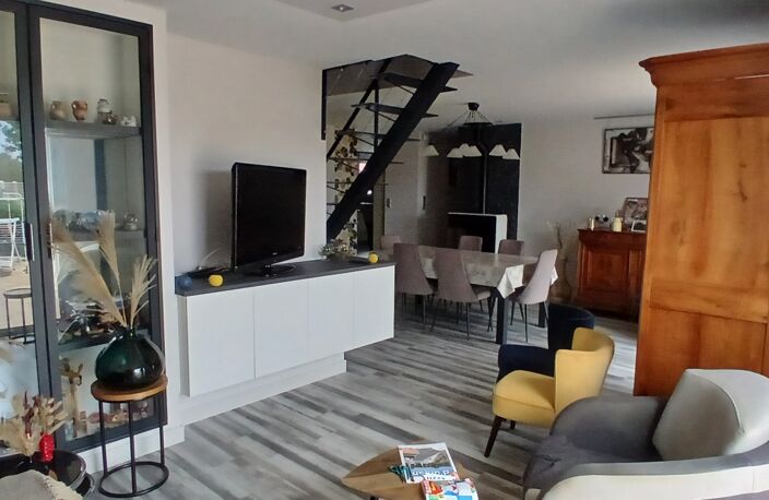 Vente Maison/villa 5 pièces — photo 5