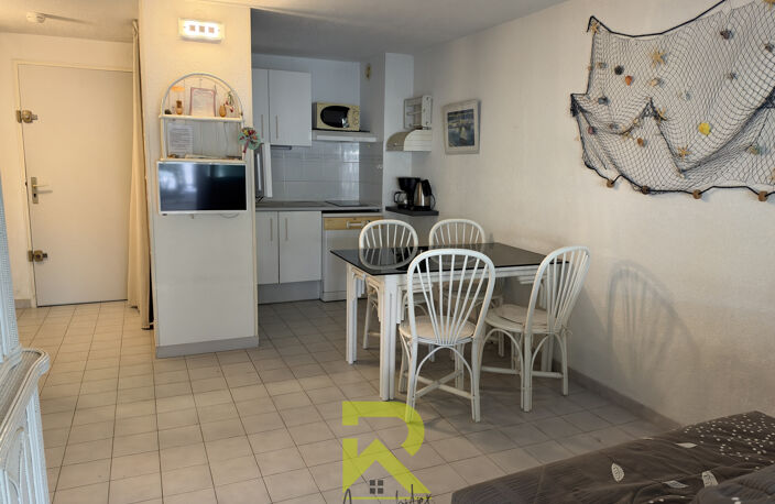 2 Pieces en Rez de jardin — photo 2