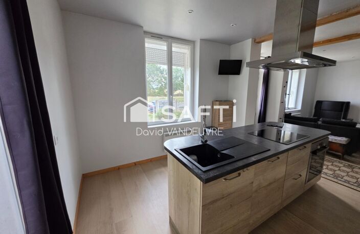 Maison et dépendances avec un emplacement idéal. — photo 2