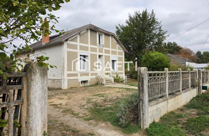 Maison et dépendances avec un emplacement idéal. — photo 3