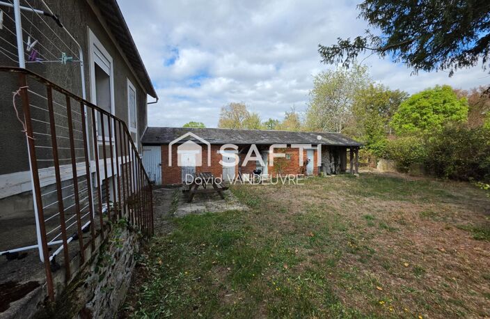 Maison et dépendances avec un emplacement idéal. — photo 5