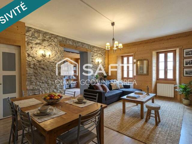 Appartement familial de 130m2 dans le coeur du village d'Abondance dans une maison traditionnelle du 16e siècle — photo du bien