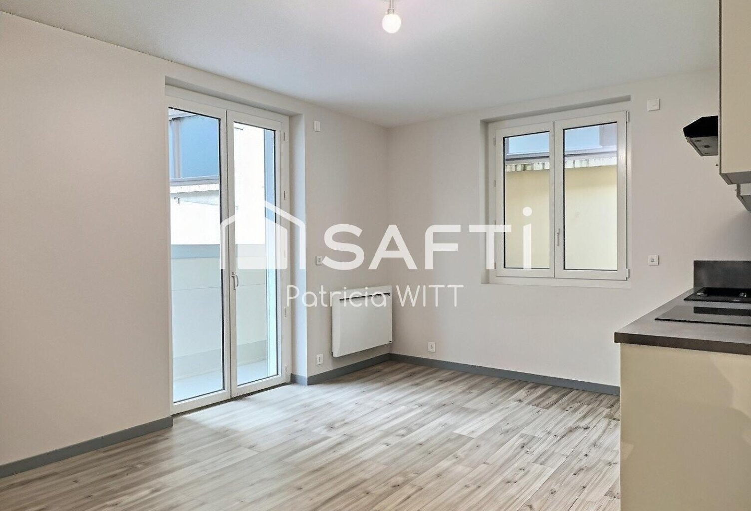 Appartement T3 rénové - MONTESSUIT - balcon - place de stationnement — photo 1