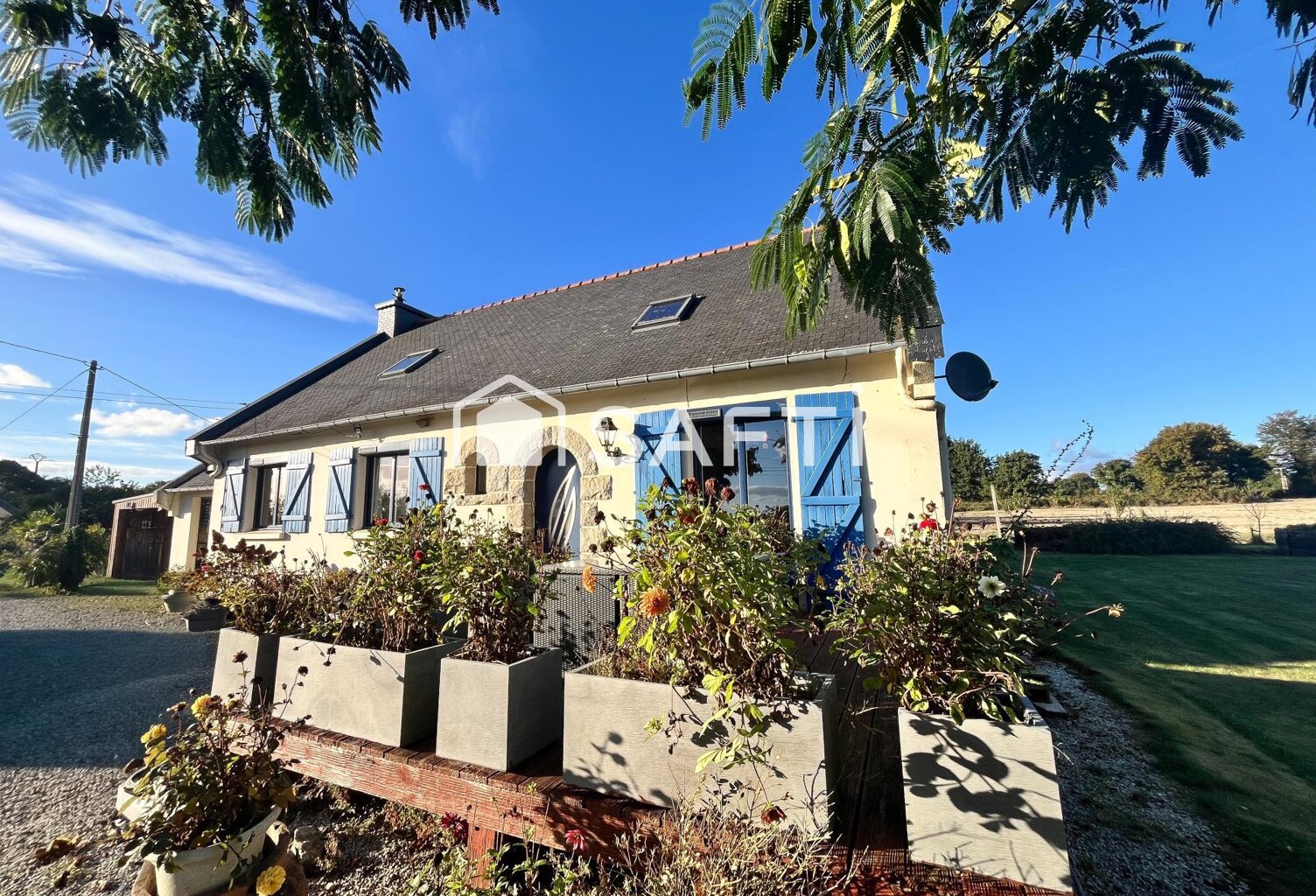 Maison de campagne avec piscine et 5 chambres proche Bourbriac — photo 1