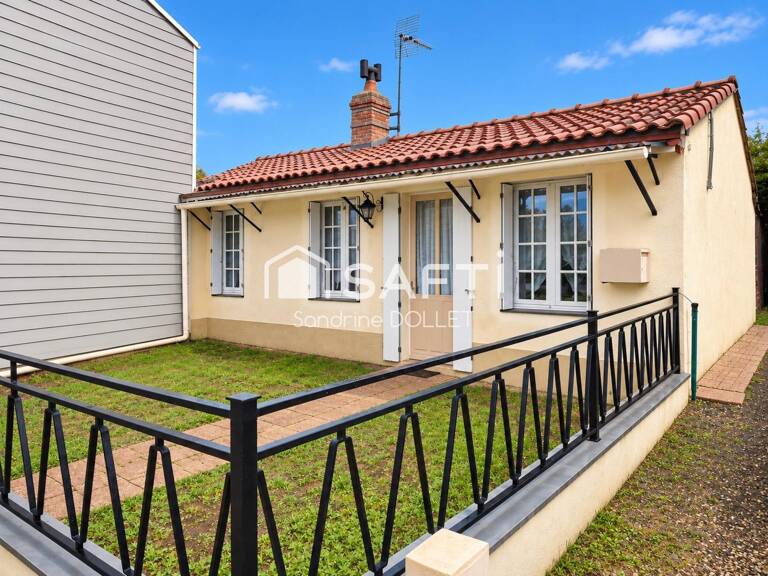 maison avec jardin,3 garages et terrain constructible — photo 1