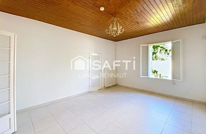 Maison de plain-pied + dépendances - Jardin - Beau potentiel — photo 5