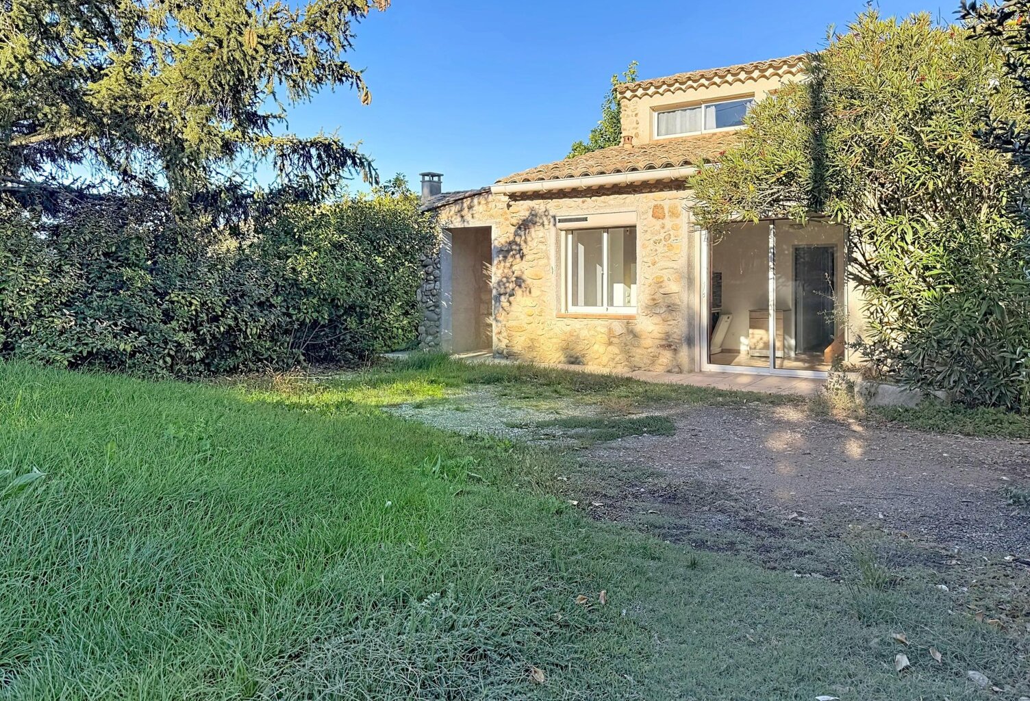 Maison T3 avec jardin et deux stationnements — photo 1