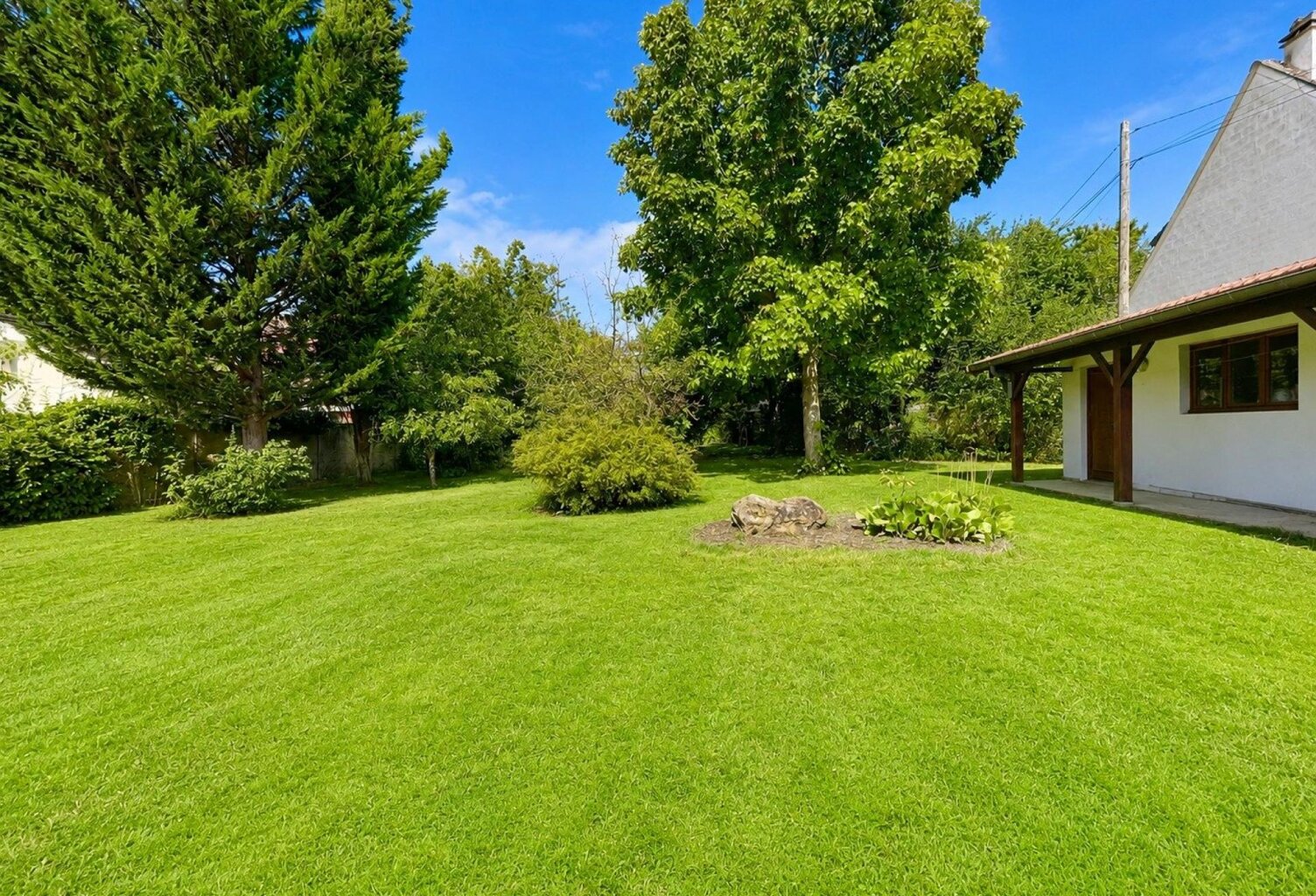 Maison 183m² 4 chambres sur grand terrain arboré — photo 1