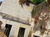 Maison en pierre à rénover avec terrain constructible — photo 2