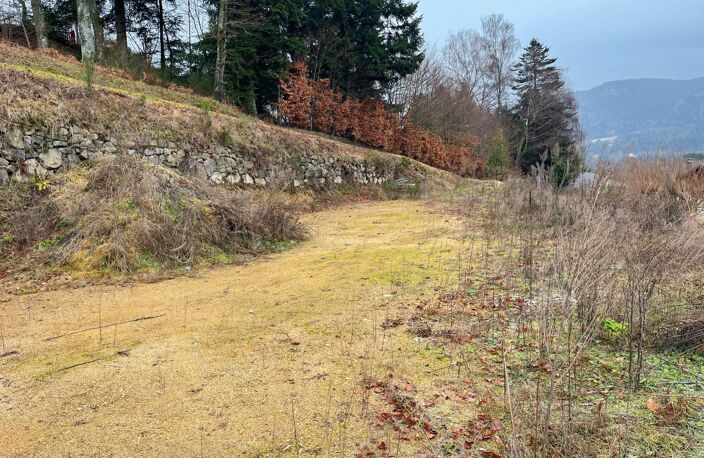 Terrain constructible avec vue panoramique — photo 2