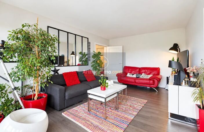 RARE - 5 pièces Marly-le-Roi - BOX, ascenseur, grand balcon, lumineux, séjour double, 3/4 chambres, cave — photo 4