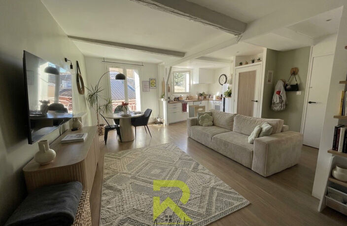 Maison de caractère avec studio indépendant à Pinet (34) — photo 2