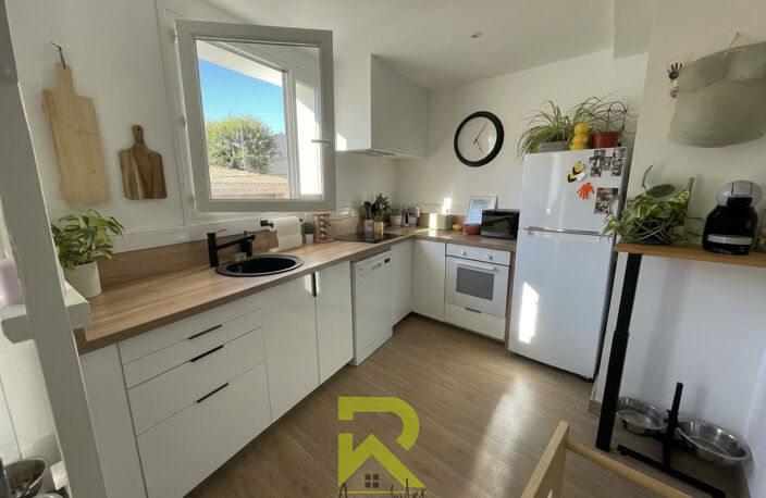 Maison de caractère avec studio indépendant à Pinet (34) — photo 4