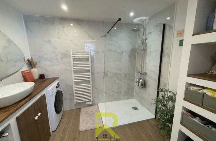 Maison de caractère avec studio indépendant à Pinet (34) — photo 5