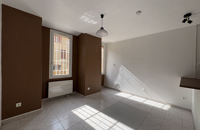 Studio - 3 place de Guin — photo 3