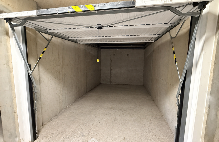 Garage - 15m² - Bastia — photo 4