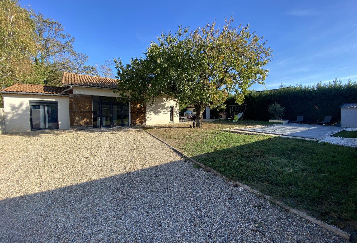 Vente maison 4 pièces 107 m² Montmerle-sur-Saône (01090) — photo 1