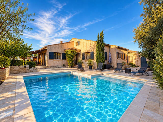 POULX Magnifique maison 5 pièces de 150 m2 avec piscine chau — photo du bien