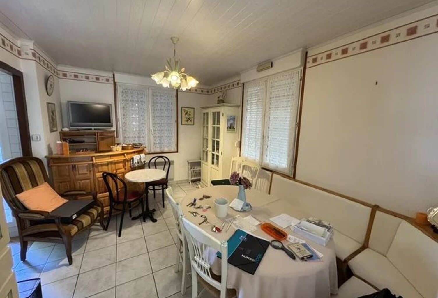 EN EXCLUSIVITE APPARTEMENT DE TYPE T2 AVEC BALCONS, PARKING ET CAVES — photo 1