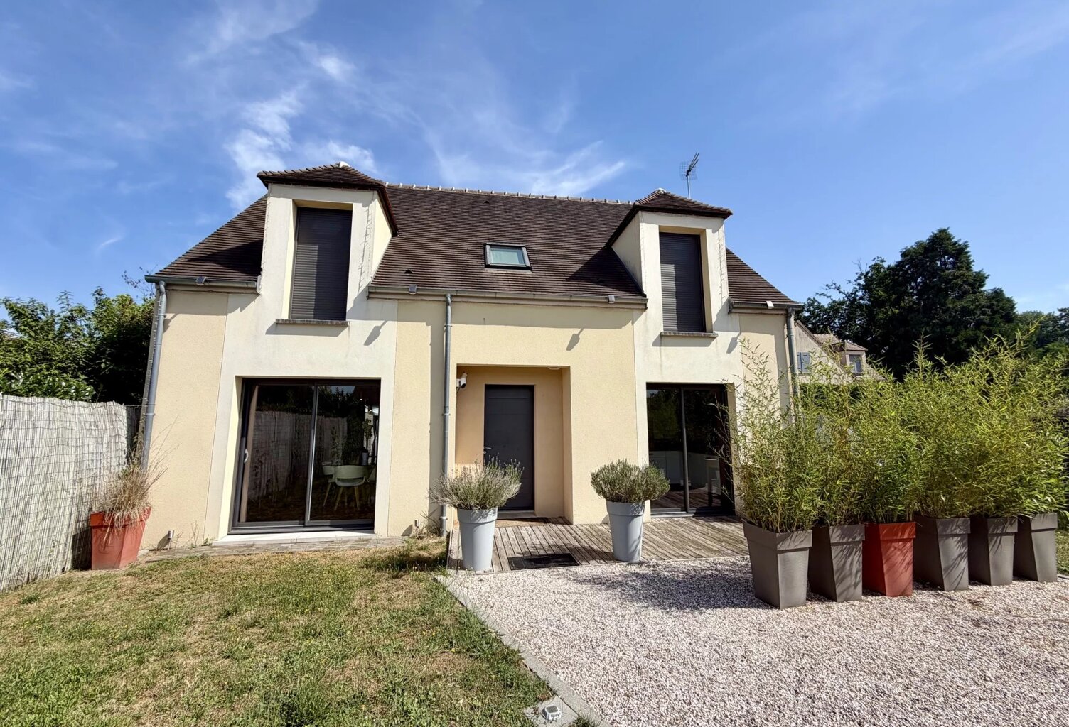 Maison  4 pièce(s)  124 m2 sur une parcelle de 1290 m² à Bourron-Marlotte, 123 m² — photo 1
