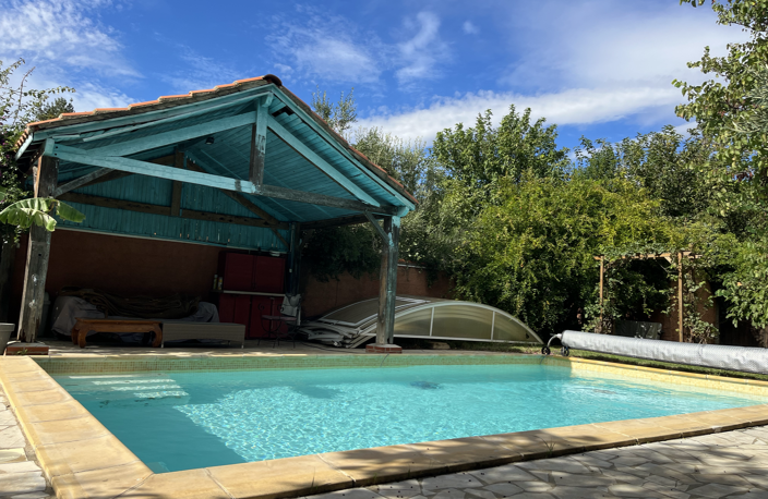 Maison 184 m2 de type 7 Piscine Garage et Canal d'arosage — photo 2