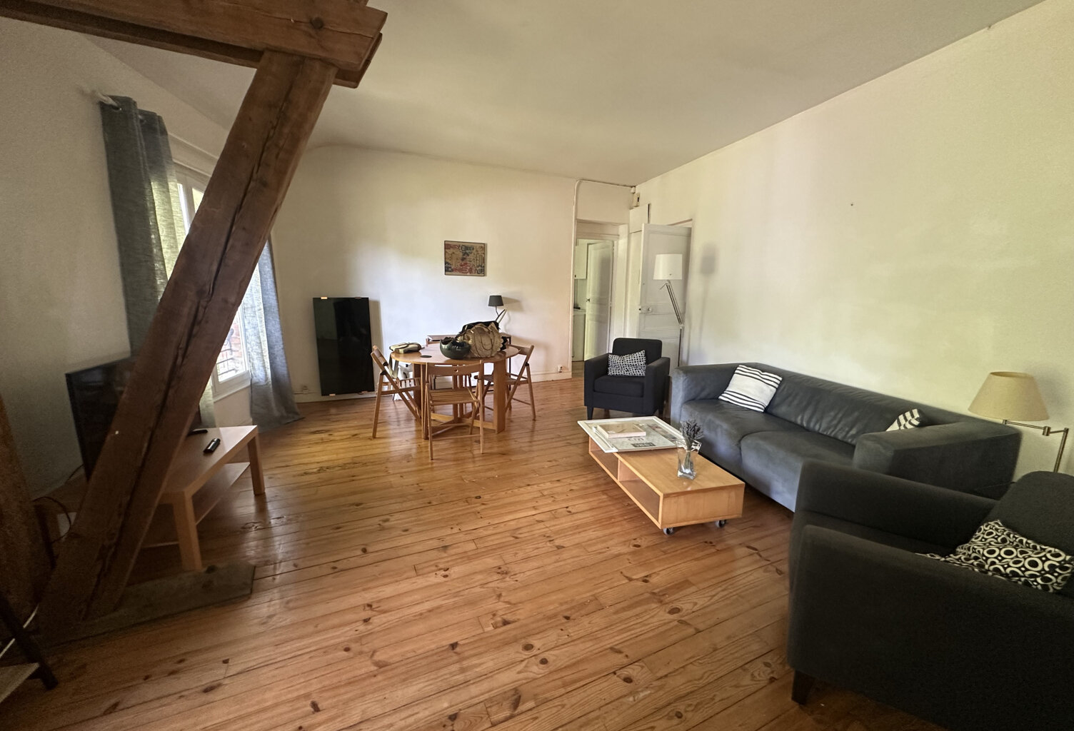AMIDONNIERS - T3 Meublé - 1190 EUR — photo 1