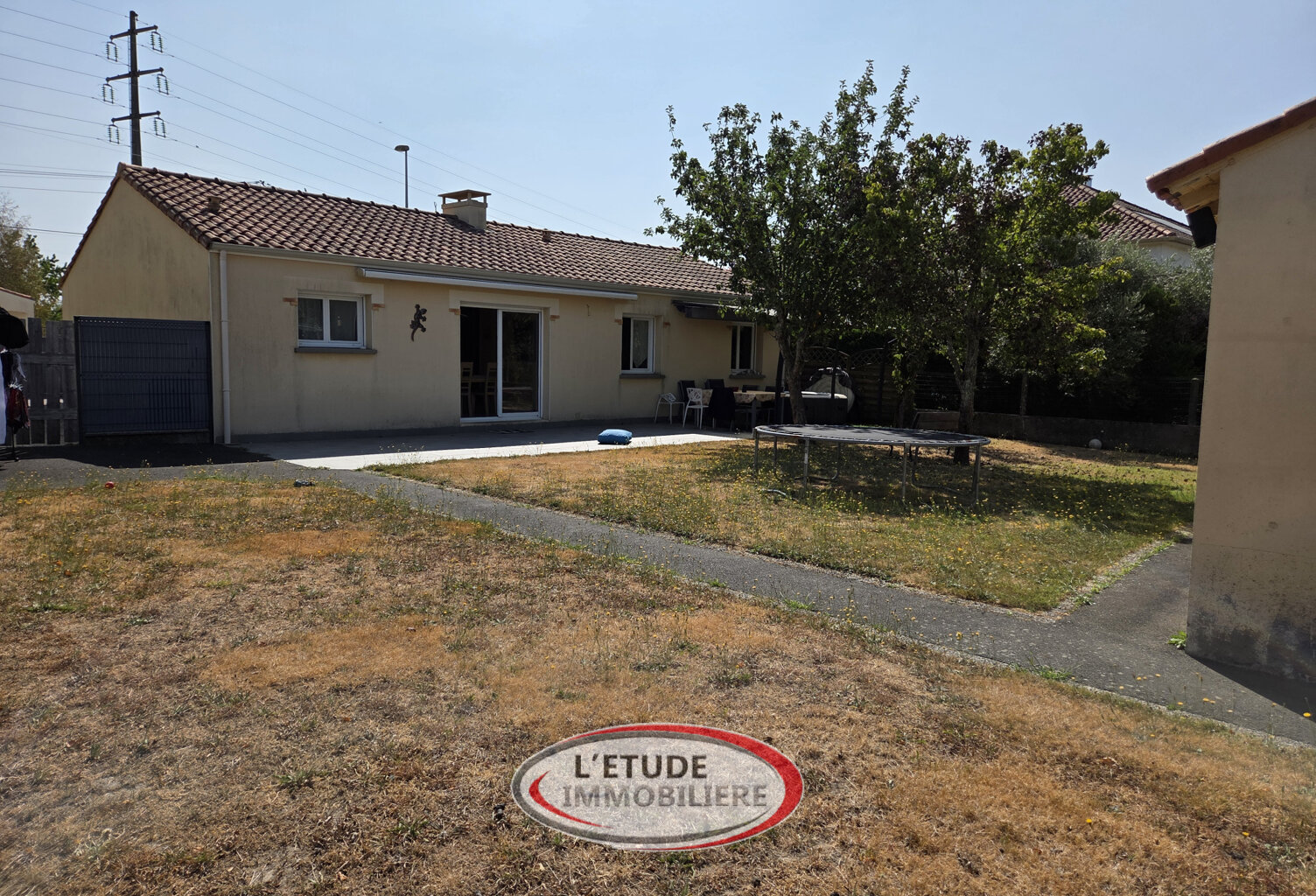 STE PAZANNE PROCHE BOURG : plain pied de 82 m2, 3 chambres, — photo 1