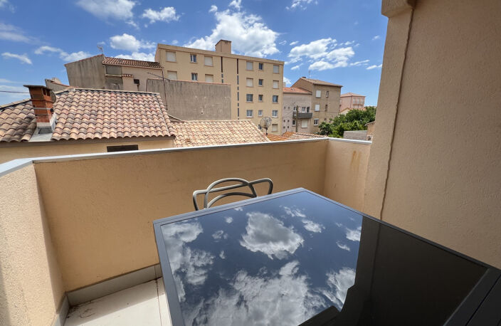 APPARTEMENT DEUX PIECES AVEC TERRASSE — photo 2