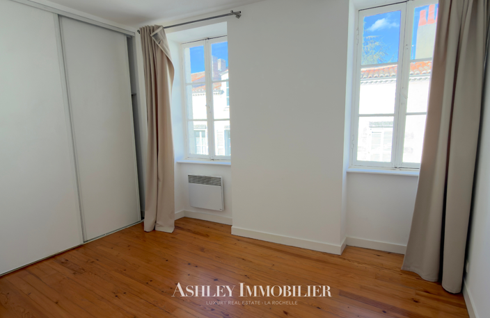 A VENDRE IMMEUBLE - CENTRE VILLE LA ROCHELLE — photo 5
