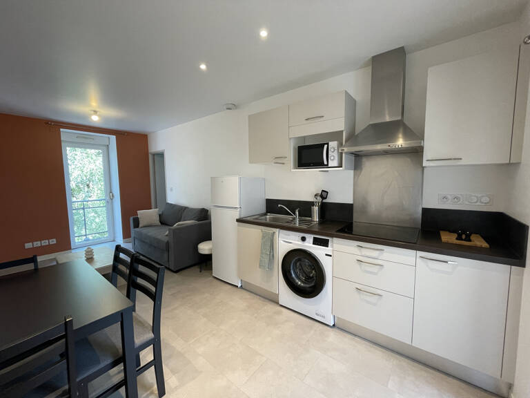 Appartement T2 meublé - 30m2 - RODEZ — photo 1