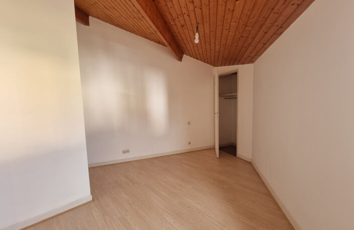 NIORT maison de ville 60m2 — photo 3