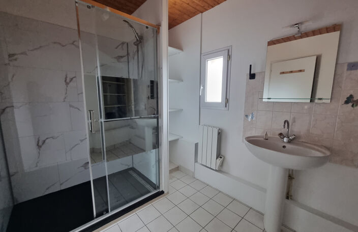 NIORT maison de ville 60m2 — photo 5