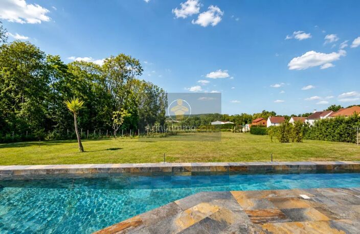Propriété d'exception 410 m² sur parc paysagé de 4 124 m² — photo 2