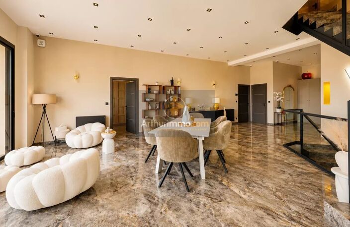 Propriété d'exception 410 m² sur parc paysagé de 4 124 m² — photo 4