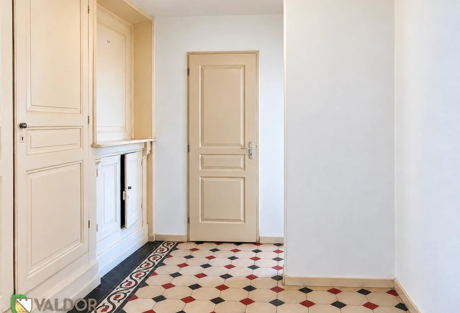 Idéal primo-accédants : Appartement 81m² rez-de-chaussée — photo 1