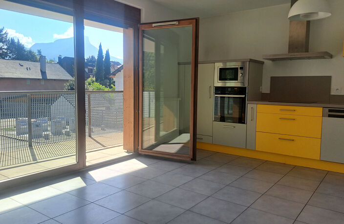 Appartement Récent Challes Les Eaux 3 pièces 66 m2 AVEC GARAGE — photo 3