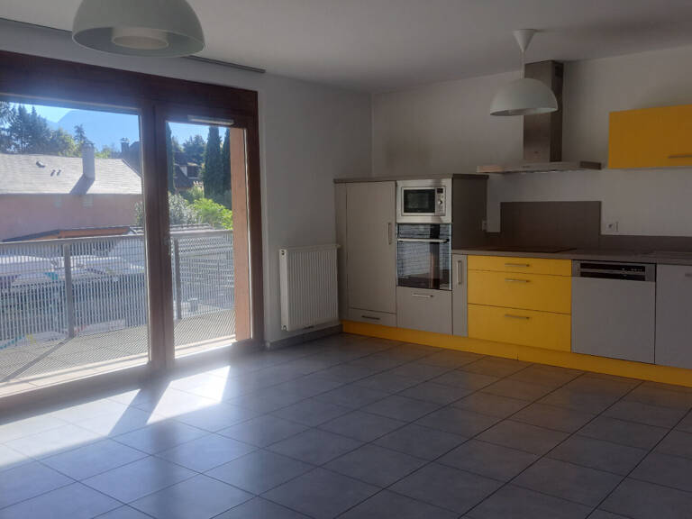 Appartement Récent Challes Les Eaux 3 pièces 66 m2 AVEC GARAGE — photo 1